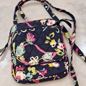 Vera Bradley Floral Quilted‎ Crossbody Bag Pockets Adjustable 6" X 8" Pockets
